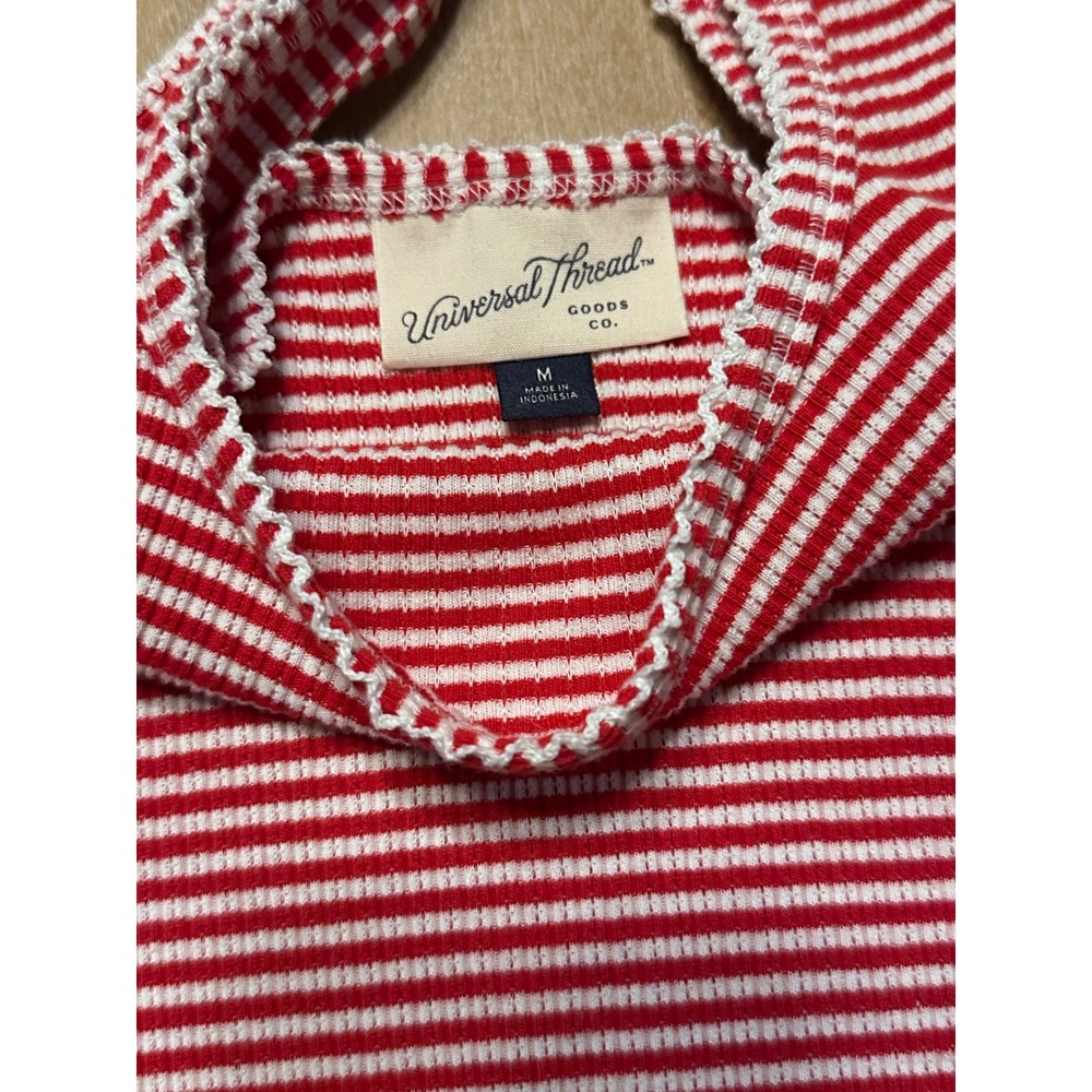 Universal Thread Textured Rib Tank Top RED STRIPED Medium - Picture 3 of 5